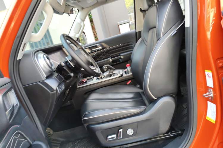 Used Tank 300 2021 Off-Road Edition 2.0T Conqueror Left Front Seat