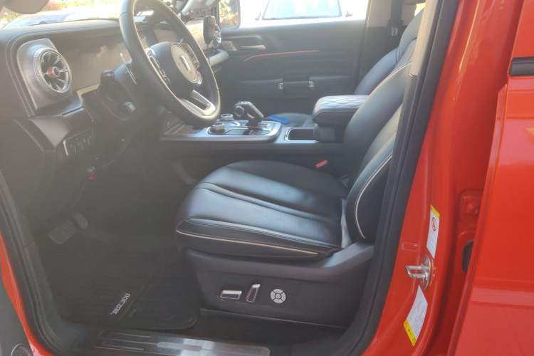 Used Tank 300 2021 Off-Road Edition 2.0T Conqueror Left Front Seat