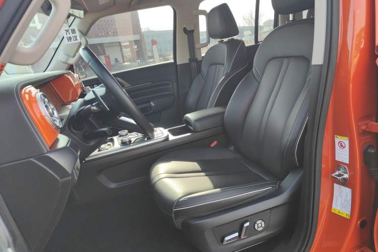 Used Tank 300 2021 Off-Road Edition 2.0T Conqueror Left Front Seat