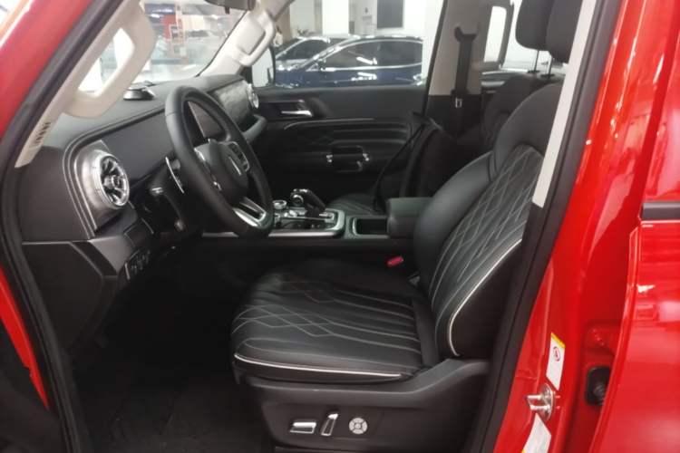 Used Tank 300 2021 Off-Road Edition 2.0T Challenger Left Front Seat