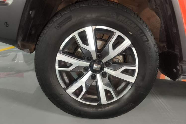 Used Tank 300 2021 City Edition 2.0T—Truly Stylish Left Front Wheel Hub