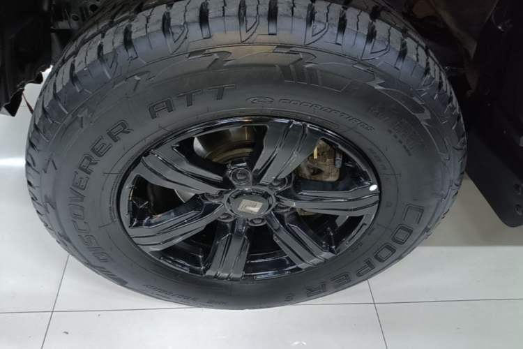 Used Tank 300 2021 Off-Road Edition 2.0T Conqueror Left Front Wheel Hub