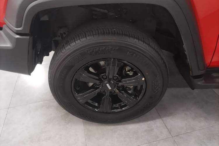 Used Tank 300 2021 Off-Road Edition 2.0T Challenger Left Front Wheel Hub