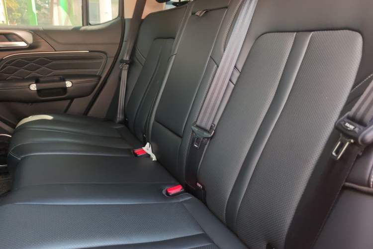 Used Tank 300 2021 Off-Road Edition 2.0T Conqueror Left Rear Seat