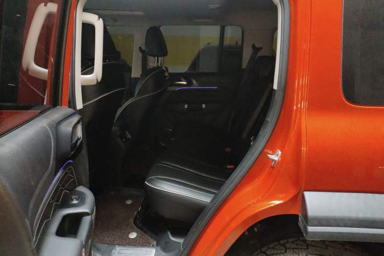 Used Tank 300 2021 Off-Road Edition 2.0T Conqueror Left Rear Seat