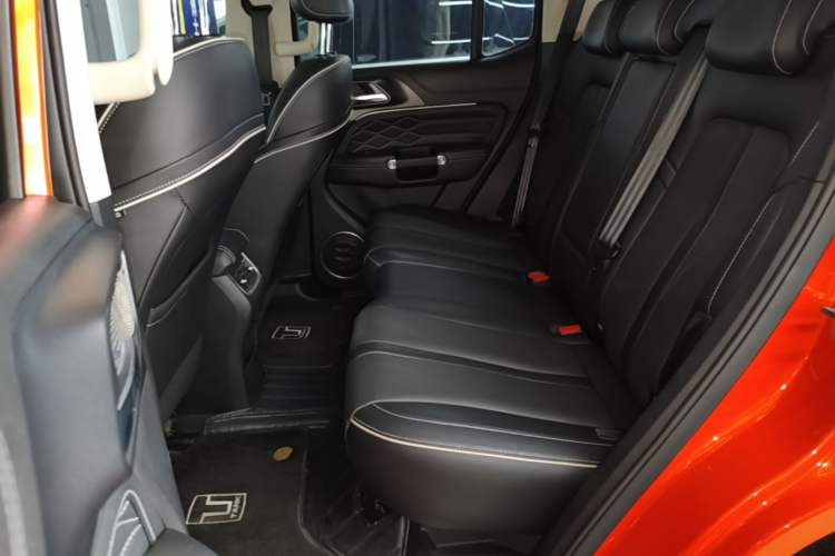 Used Tank 300 2021 Off-Road Edition 2.0T Conqueror Left Rear Seat