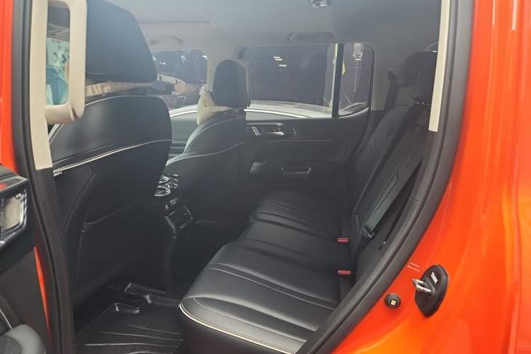 Used Tank 300 2021 Off-Road Edition 2.0T Challenger Left Rear Seat
