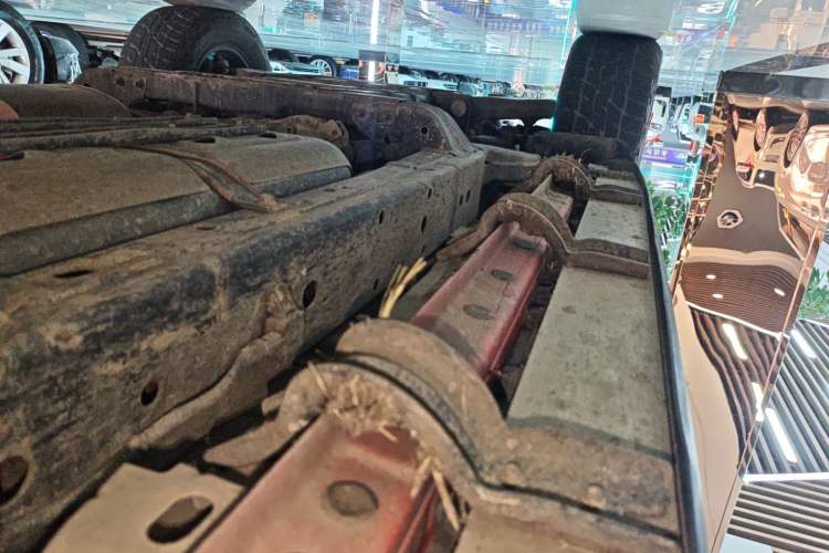 Used Tank 300 2021 Off-Road Edition 2.0T Conqueror Left Side Sill