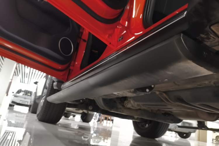 Used Tank 300 2021 City Edition 2.0T—Truly Stylish Left Side Sill