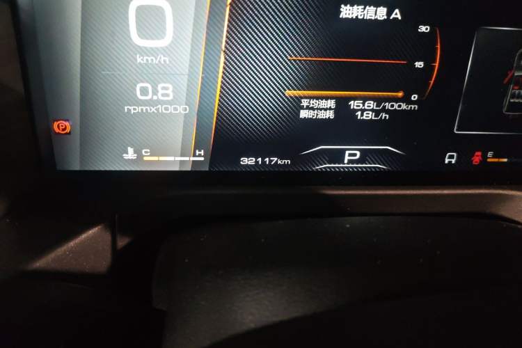 Used Tank 300 2021 Off-Road Edition 2.0T Challenger Odometer Close Up