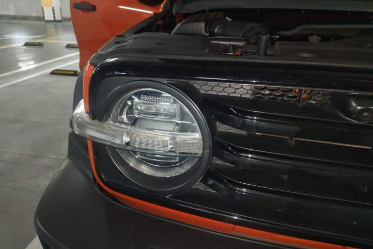 Used Tank 300 2021 Off-Road Edition 2.0T Challenger Right Front Headlight