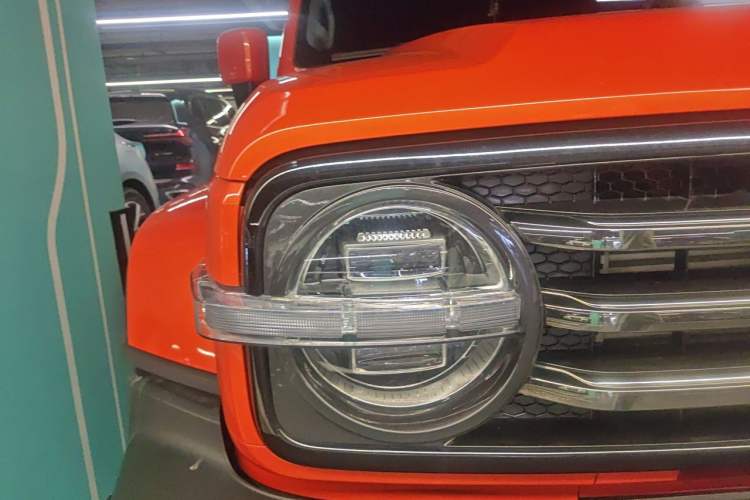 Used Tank 300 2021 City Edition 2.0T My Vision Model Right Front Headlight
