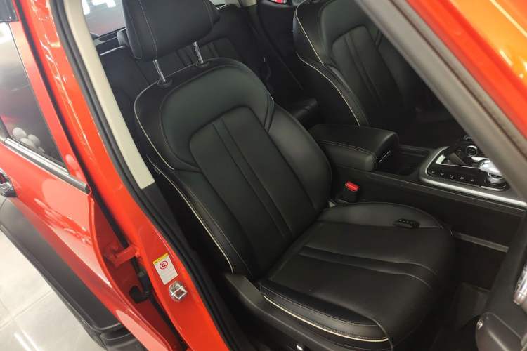 Used Tank 300 2021 Off-Road Edition 2.0T Conqueror Right Front Seat