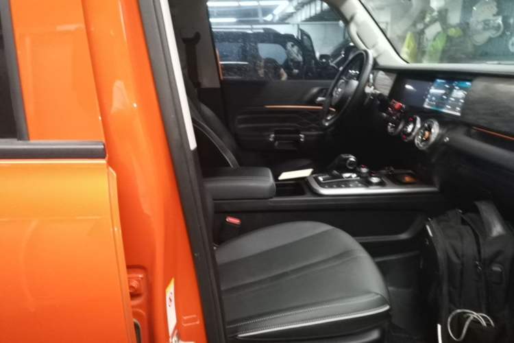 Used Tank 300 2021 Off-Road Edition 2.0T Conqueror Right Front Seat