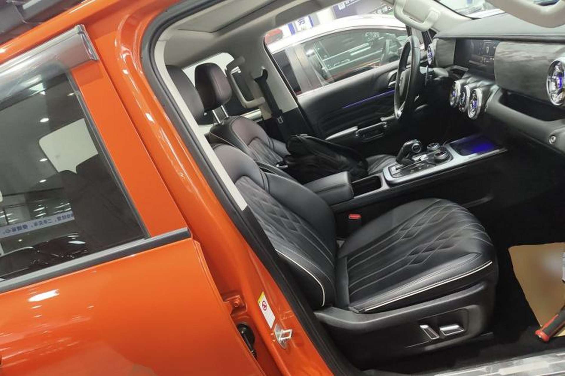 Used Tank 300 2021 Off-Road Edition 2.0T Challenger Right Front Seat