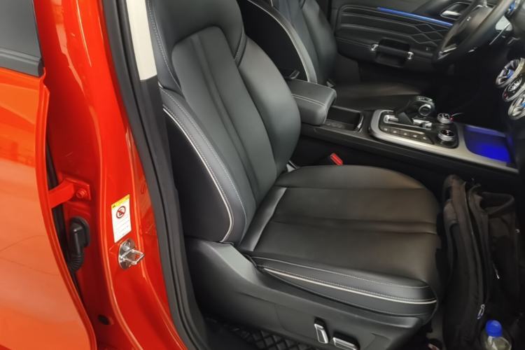 Used Tank 300 2021 City Edition 2.0T—Truly Stylish Right Front Seat