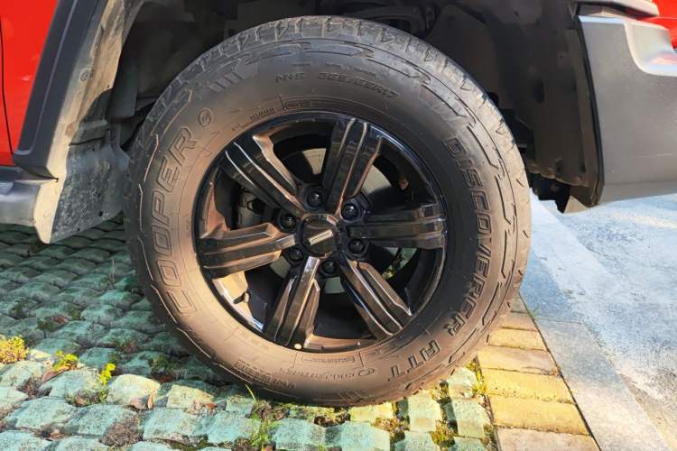 Used Tank 300 2021 Off-Road Edition 2.0T Challenger Right Front Wheel Hub