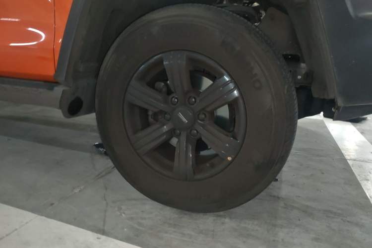 Used Tank 300 2021 Off-Road Edition 2.0T Challenger Right Front Wheel Hub
