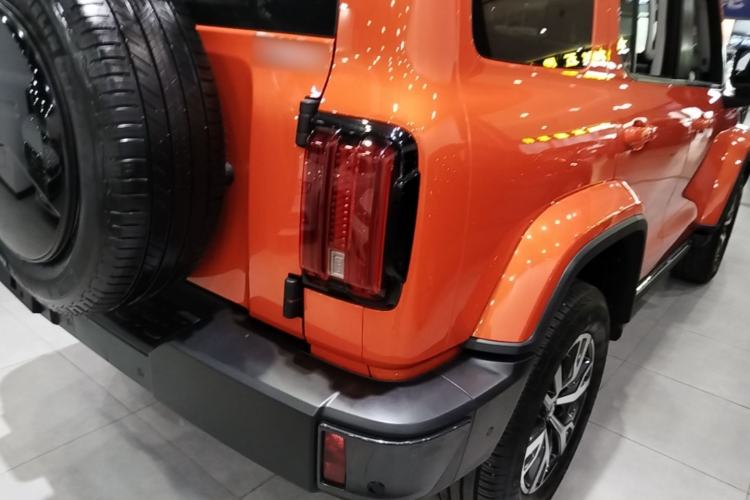 Used Tank 300 2021 City Edition 2.0T—Truly Stylish Right Rear Taillight