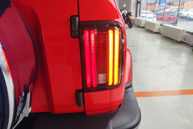 Used Tank 300 2021 City Edition 2.0T—Truly Stylish Right Rear Taillight
