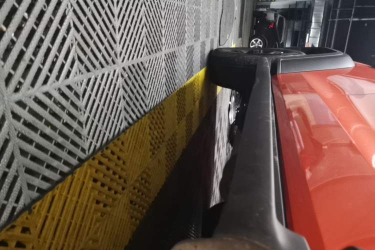 Used Tank 300 2021 Off-Road Edition 2.0T Conqueror Right Side Sill