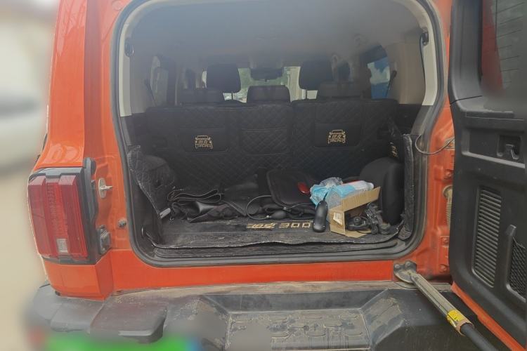Used Tank 300 2021 Explorer 2.0T Off-Road Edition Trunk