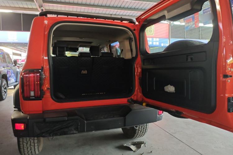 Used Tank 300 2021 Off-Road Edition 2.0T Conqueror Trunk
