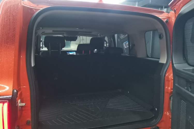 Used Tank 300 2021 Off-Road Edition 2.0T Conqueror Trunk