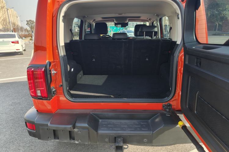 Used Tank 300 2021 Off-Road Edition 2.0T Conqueror Trunk