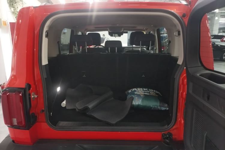 Used Tank 300 2021 Off-Road Edition 2.0T Challenger Trunk