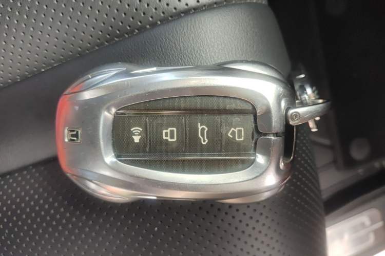 Used Tank 300 2021 City Edition 2.0T—Truly Stylish Vehicle Key