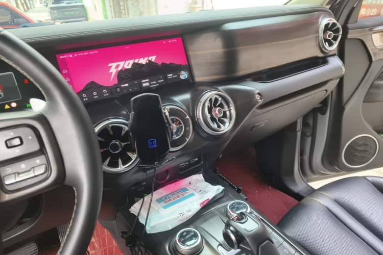 Used Tank 300 2021 Off-Road Edition 2.0T Conqueror Audio And AC Panel