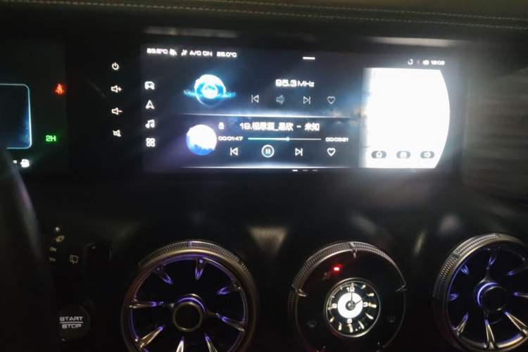 Used Tank 300 2021 Off-Road Edition 2.0T Conqueror Audio And AC Panel