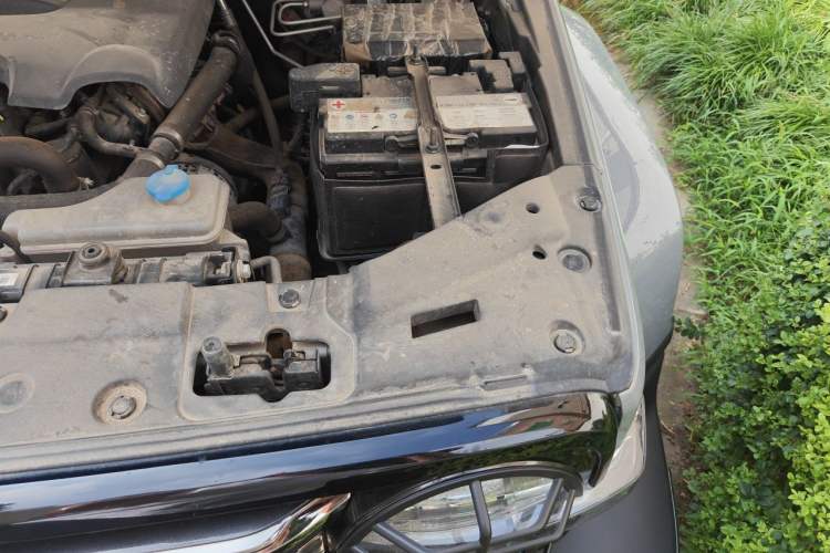 Used Tank 300 2021 City Edition 2.0T—Truly Stylish Engine Bay Left
