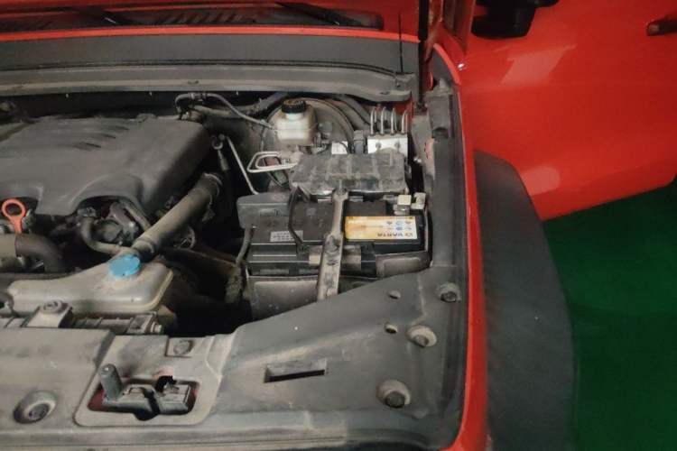 Used Tank 300 2021 Off-Road Edition 2.0T Conqueror Engine Bay Left