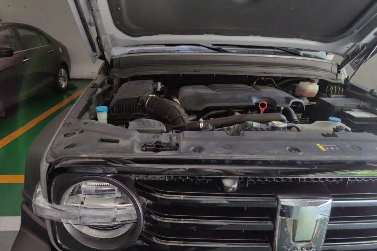 Used Tank 300 2021 Off-Road Edition 2.0T Challenger Engine Bay Right