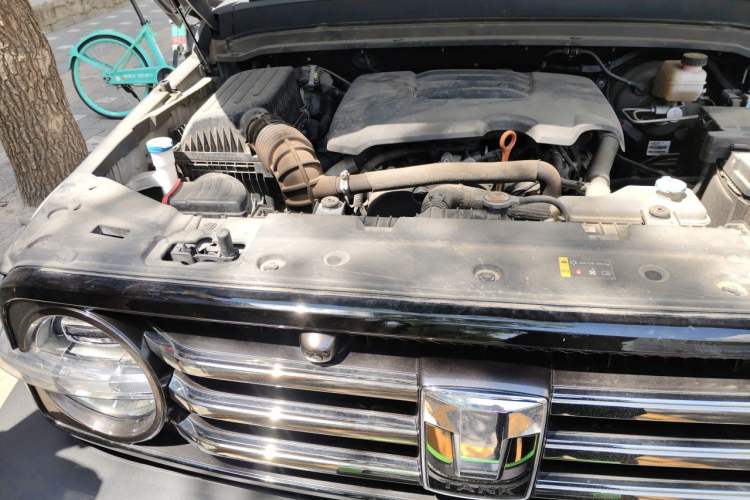 Used Tank 300 2021 City Edition 2.0T—Truly Stylish Engine Bay Right
