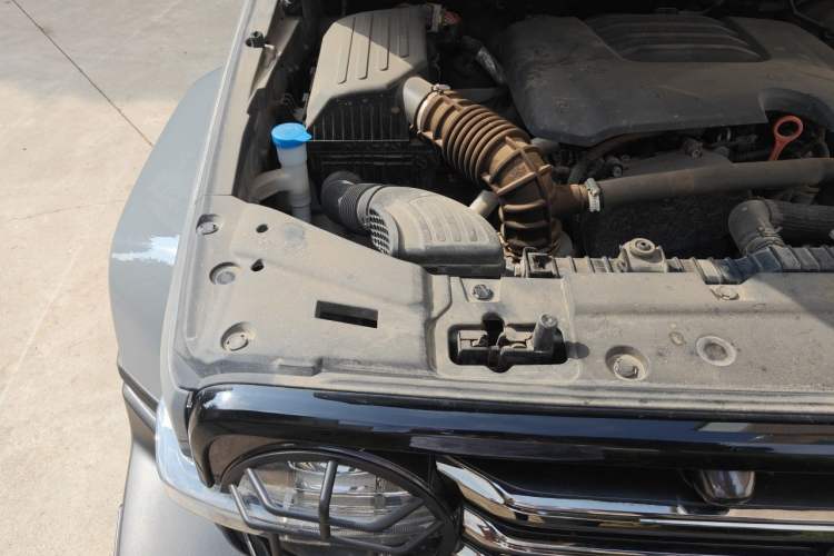 Used Tank 300 2021 City Edition 2.0T—Truly Stylish Engine Bay Right