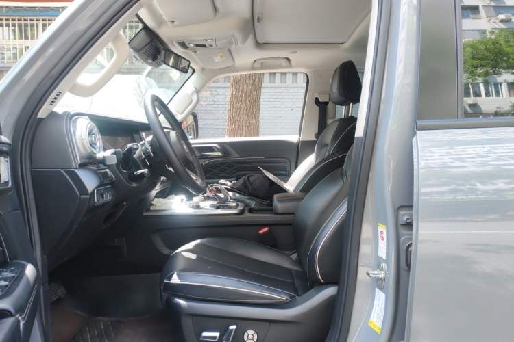 Used Tank 300 2021 City Edition 2.0T—Truly Stylish Left Front Seat