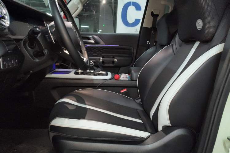Used Tank 300 2021 City Edition 2.0T—Truly Stylish Left Front Seat
