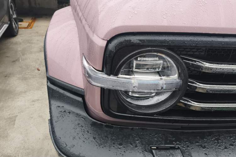Used Tank 300 2021 City Edition 2.0T Essential Model Right Front Headlight