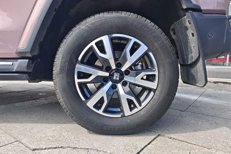 Used Tank 300 2021 City Edition 2.0T—Truly Stylish Exterior 7