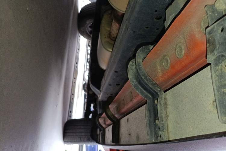 Used Tank 300 2021 Off-Road Edition 2.0T Conqueror Right Side Sill