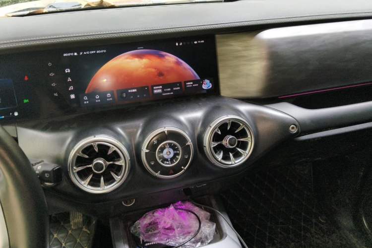Used Tank 300 2021 Off-Road Edition 2.0T Conqueror Audio And AC Panel