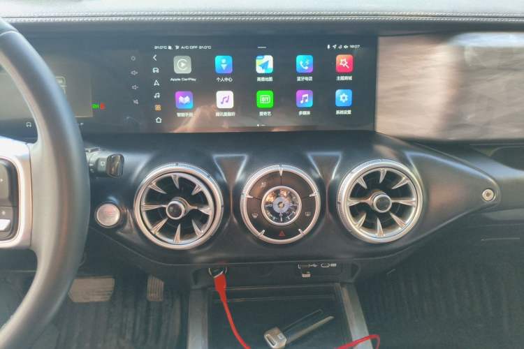 Used Tank 300 2021 Off-Road Edition 2.0T Challenger Audio And AC Panel