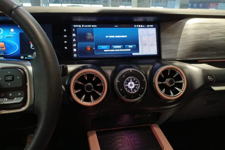 Used Tank 300 2021 City Edition 2.0T—Truly Stylish Audio And AC Panel