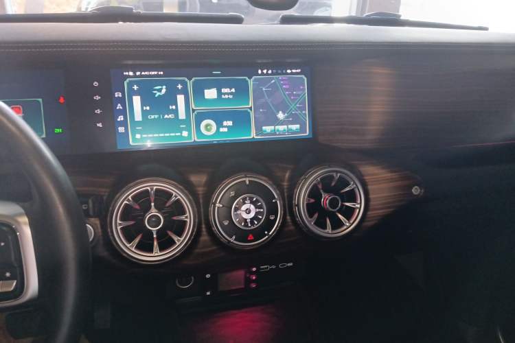 Used Tank 300 2021 Off-Road Edition 2.0T Conqueror Audio And AC Panel