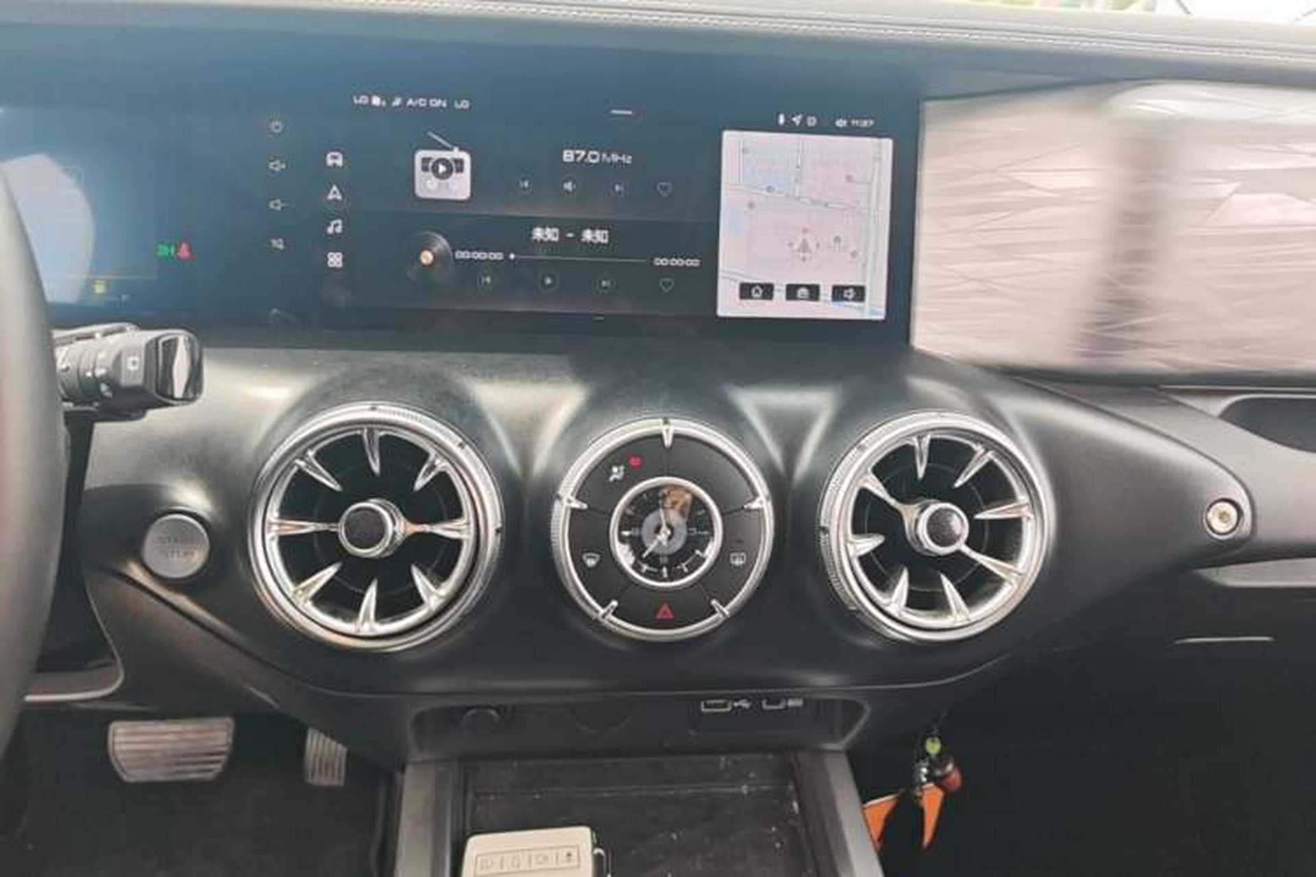 Used Tank 300 2021 Off-Road Edition 2.0T Challenger Audio And AC Panel