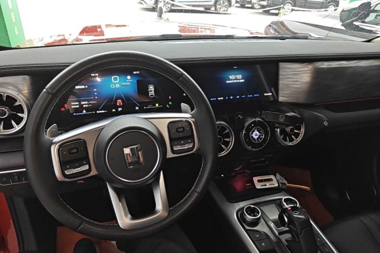 Used Tank 300 2021 City Edition 2.0T—Truly Stylish Center Console