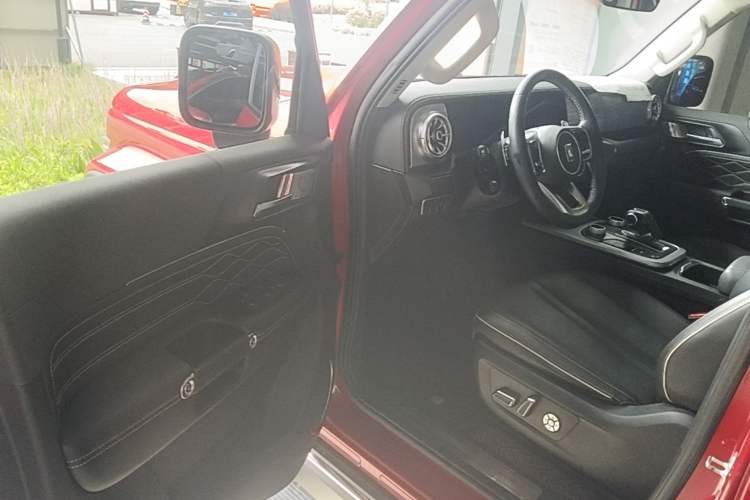 Used Tank 300 2021 City Edition 2.0T—Truly Stylish Driver Seat